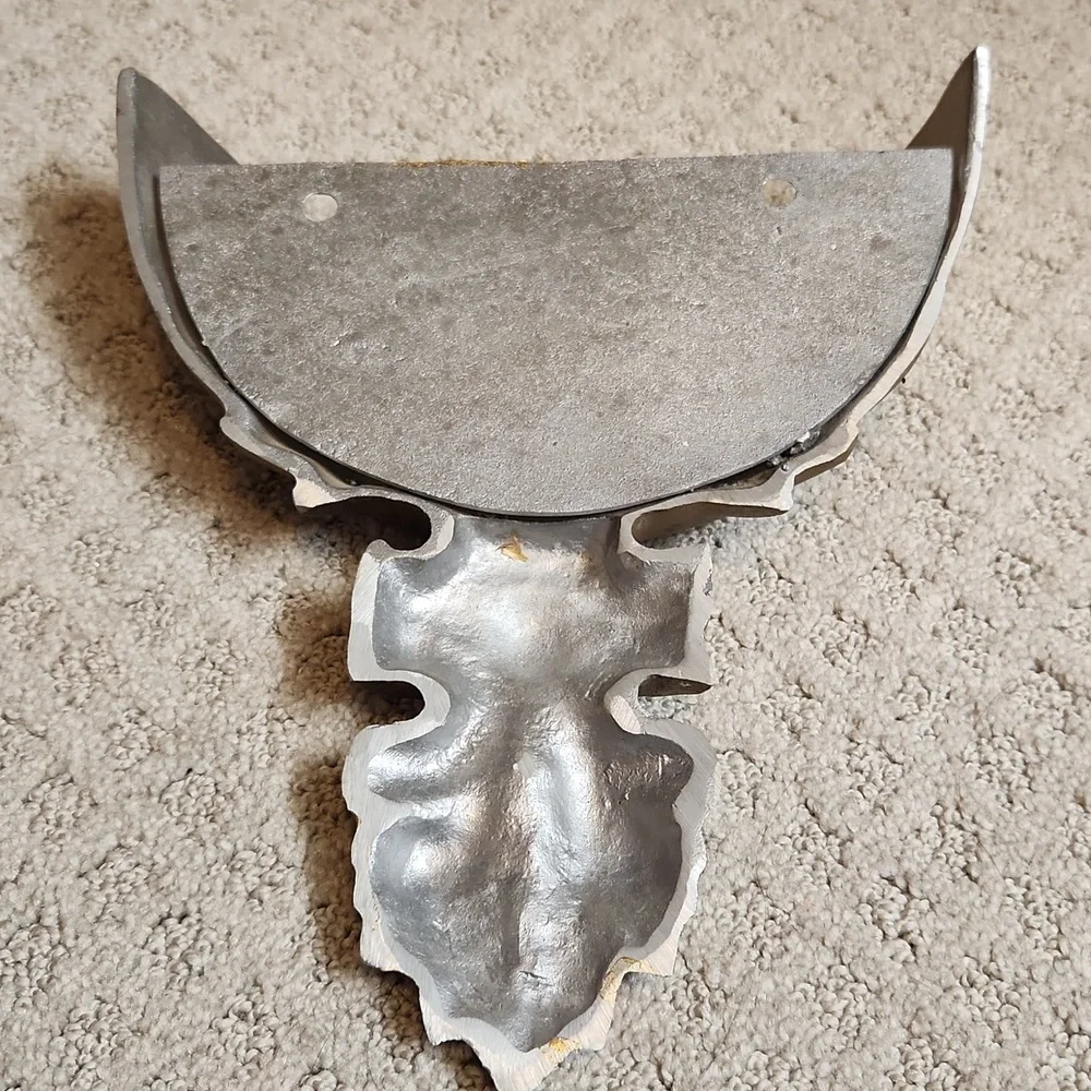 Vintage Hoda Hollywood Regency Mid-Century Golden Wall Pocket Cast Aluminum